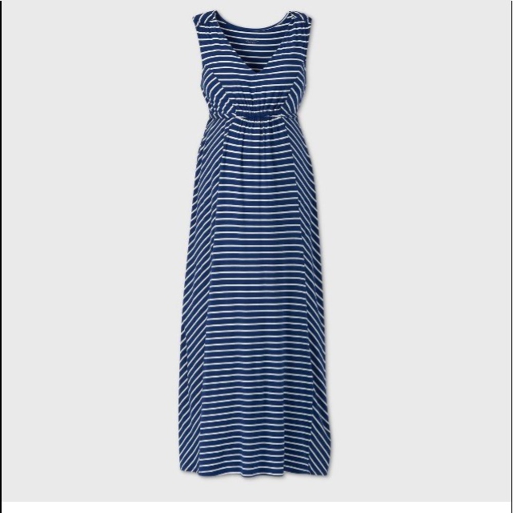 Ingrid & Isabel- maternity dress size medium NWT